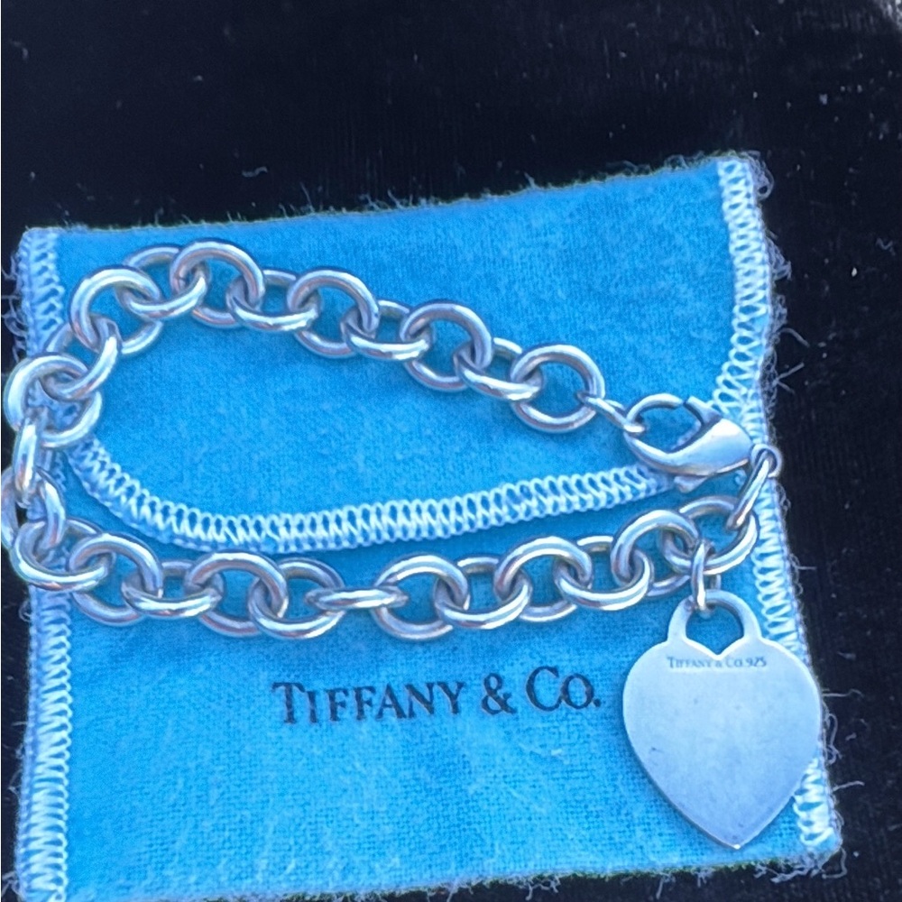 Tiffany & Co. Silver Heart Tag Bracelet ✨FIRM✨ (This listing is for 1 bracelet)